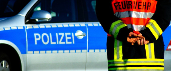 Polizei und Feuerwehr (Quelle: pixabay.com)