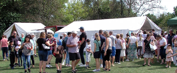 Stadtfest in Burzelbach (Quelle: RIK)