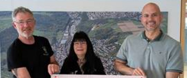 530 Euro Spende f&uuml;r Walderlebnispfad (Quelle: Rathaus Wannweil)