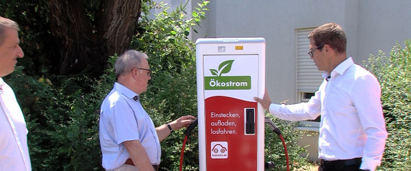 Er&ouml;ffnung E-Carsharing-Standort Reutlingen (Quelle: RIK)